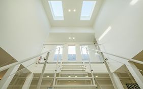 Un-Villa